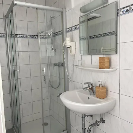 Pensionat Budget-einzelzimmer-06-eg Borkum